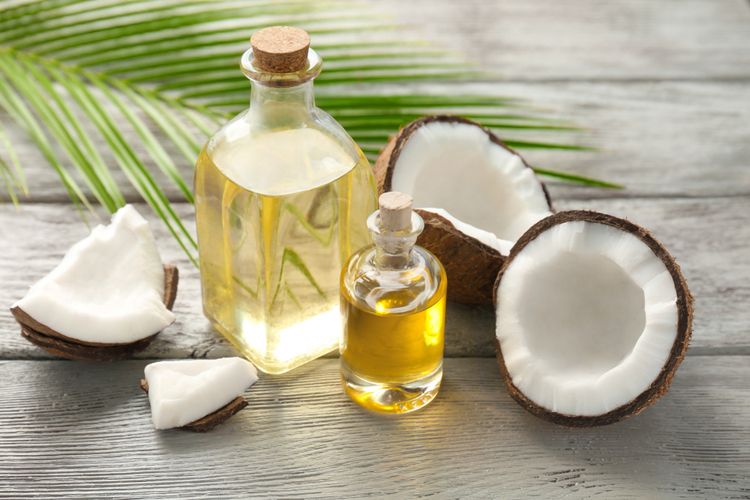 3 Pilihan Cara Membuat Minyak Kelapa Sendiri