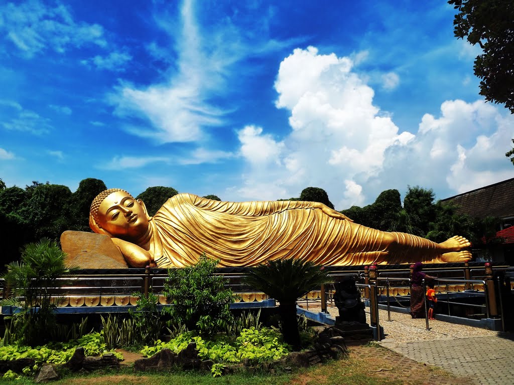 Patung Budha Tidur Mojokerto menjadi yang terbesar di indonesia -  Backpacker Jakarta