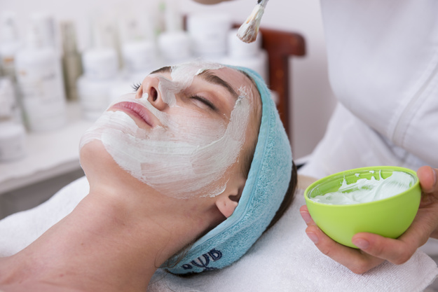 Inilah Masker untuk mengecangkan kulit yang alami