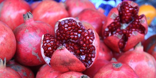Delima, Buah Penuh Manfaat Baik Untuk Tubuh